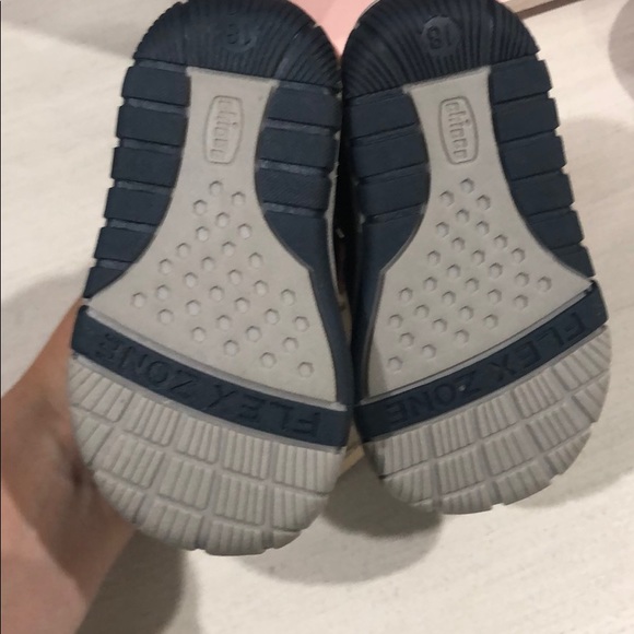 Chicco Baby Sandals. New with tags Size 18 - Picture 4 of 6